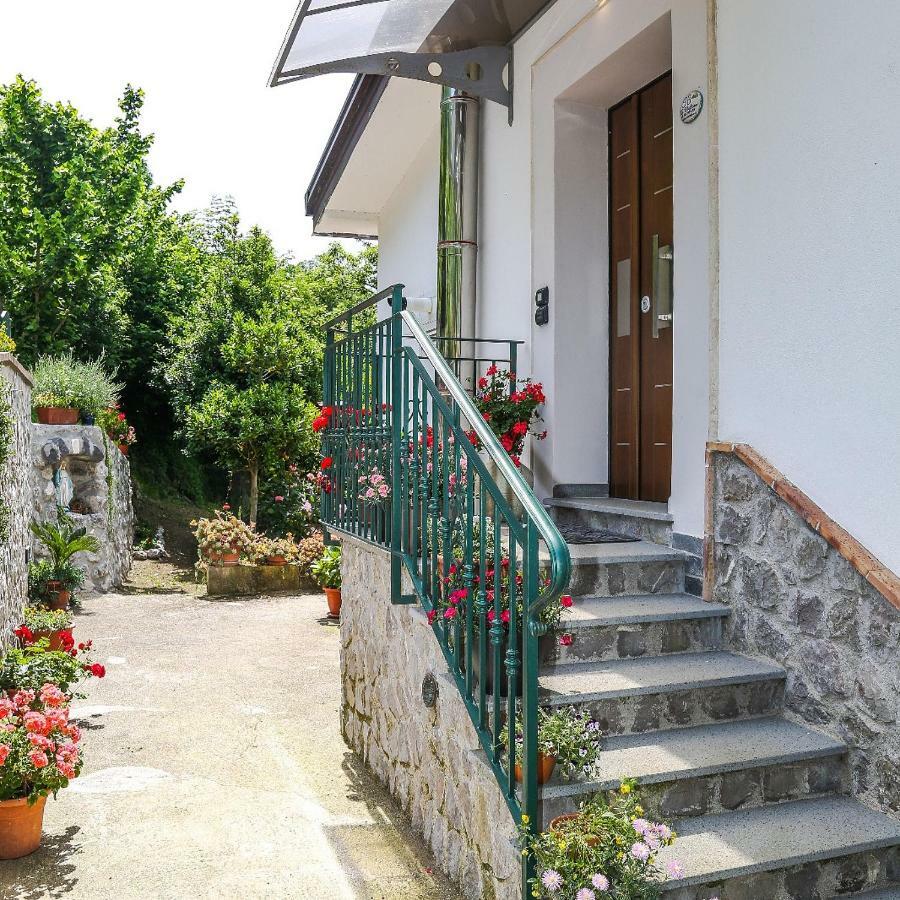 Tramonti Di Sole Villa Bagian luar foto